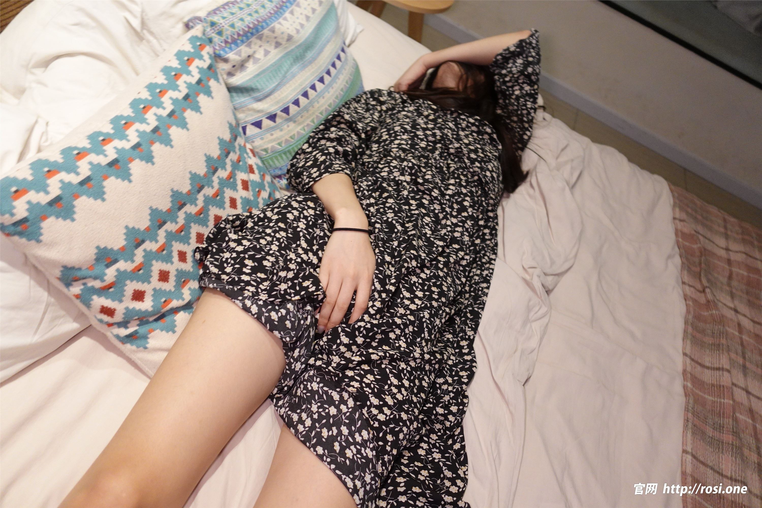 ROSI写真 2022.11.23 NO.4006